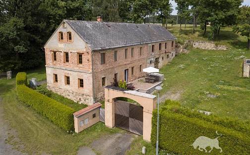 Prodej domu 365 m² s pozemkem 3 708 m², Nečtiny - Čestětín, okres Plzeň-sever