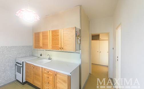 Prodej bytu 2+1 57 m², Na Petřinách, Praha 6 - Veleslavín