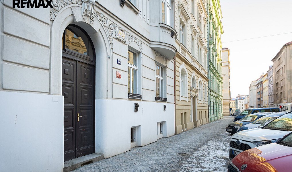 Prodej bytu 3+kk 107 m², Praha – náhled fotky 43