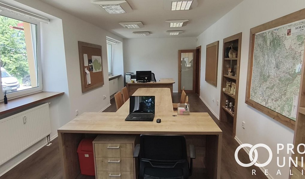 Pronájem kanceláře 90 m², Zašová – fotka 1 z 7