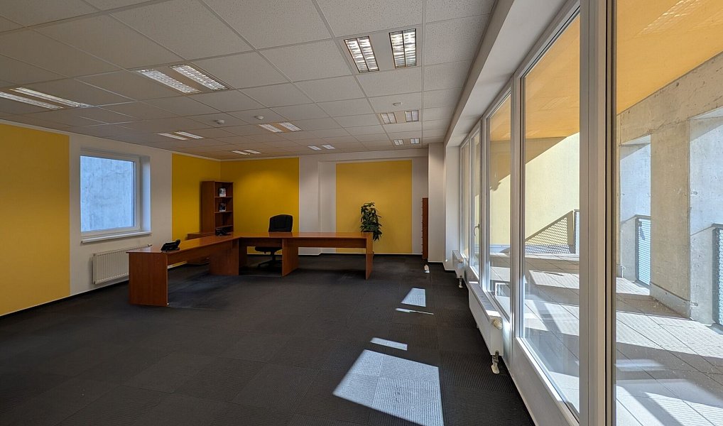 Pronájem kanceláře 68 m², Liberec – náhled fotky 8