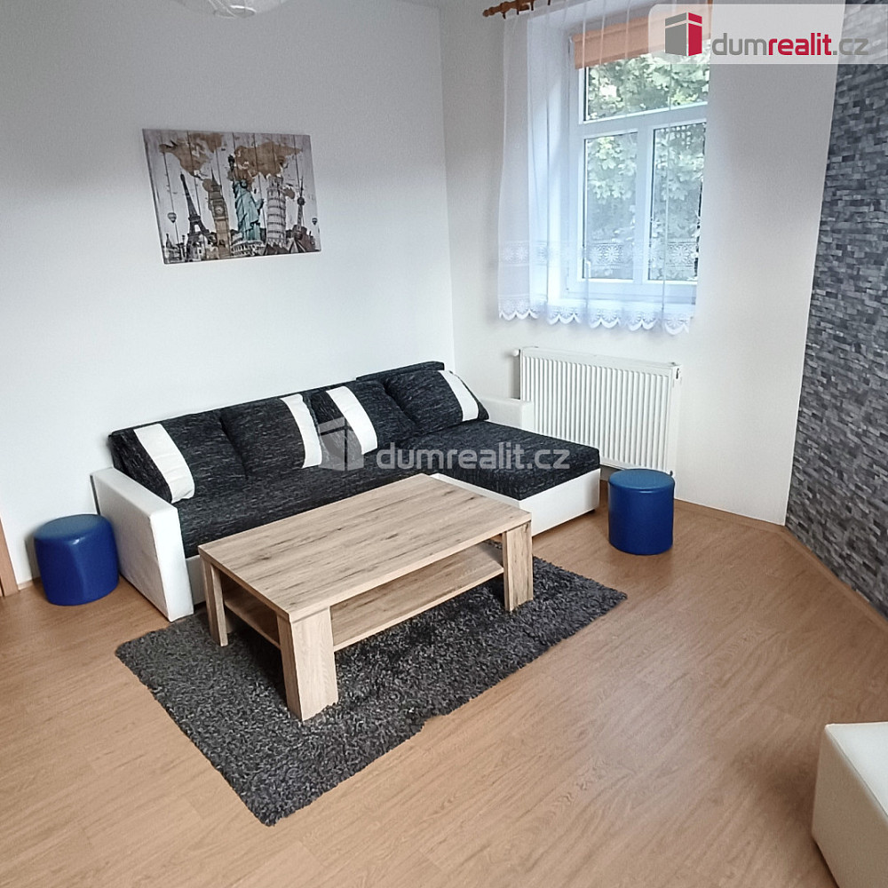 Pronájem bytu 1+1 44 m² — photo 2