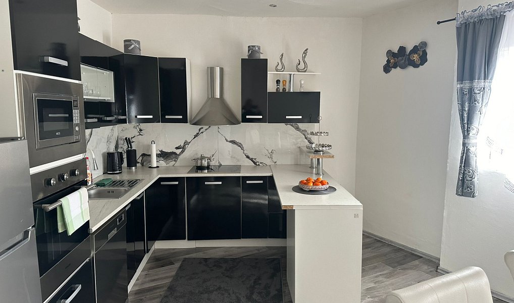 Prodej domu 194 m² s pozemkem 200 m², Chabařovice – fotka 1 z 7