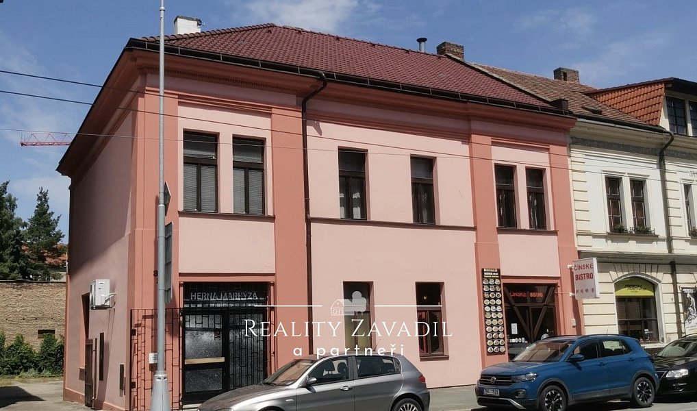 Pronájem kanceláře 36 m², Hradec Králové – fotka 1 z 9