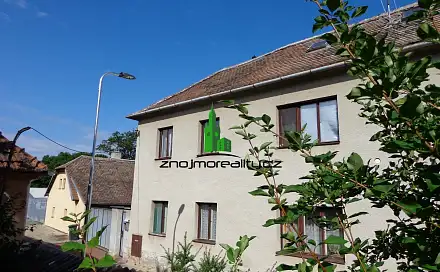 Prodej domu 300 m² s pozemkem 1 900 m², Nesachlebská, Znojmo - Oblekovice