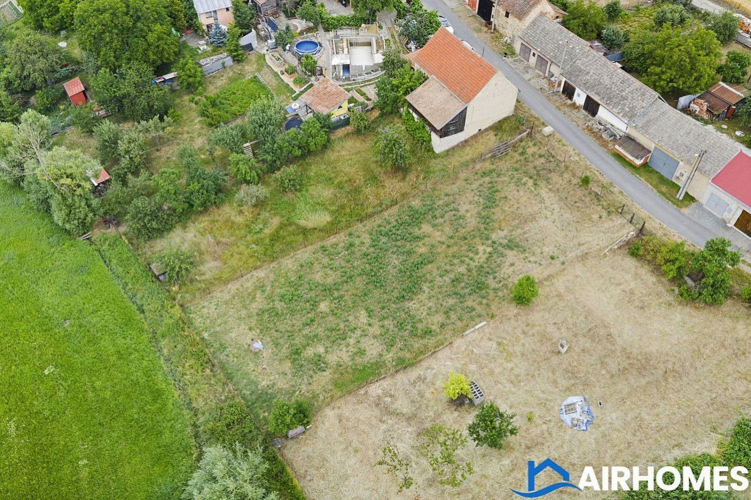 Prodej stavebního pozemku 961 m²