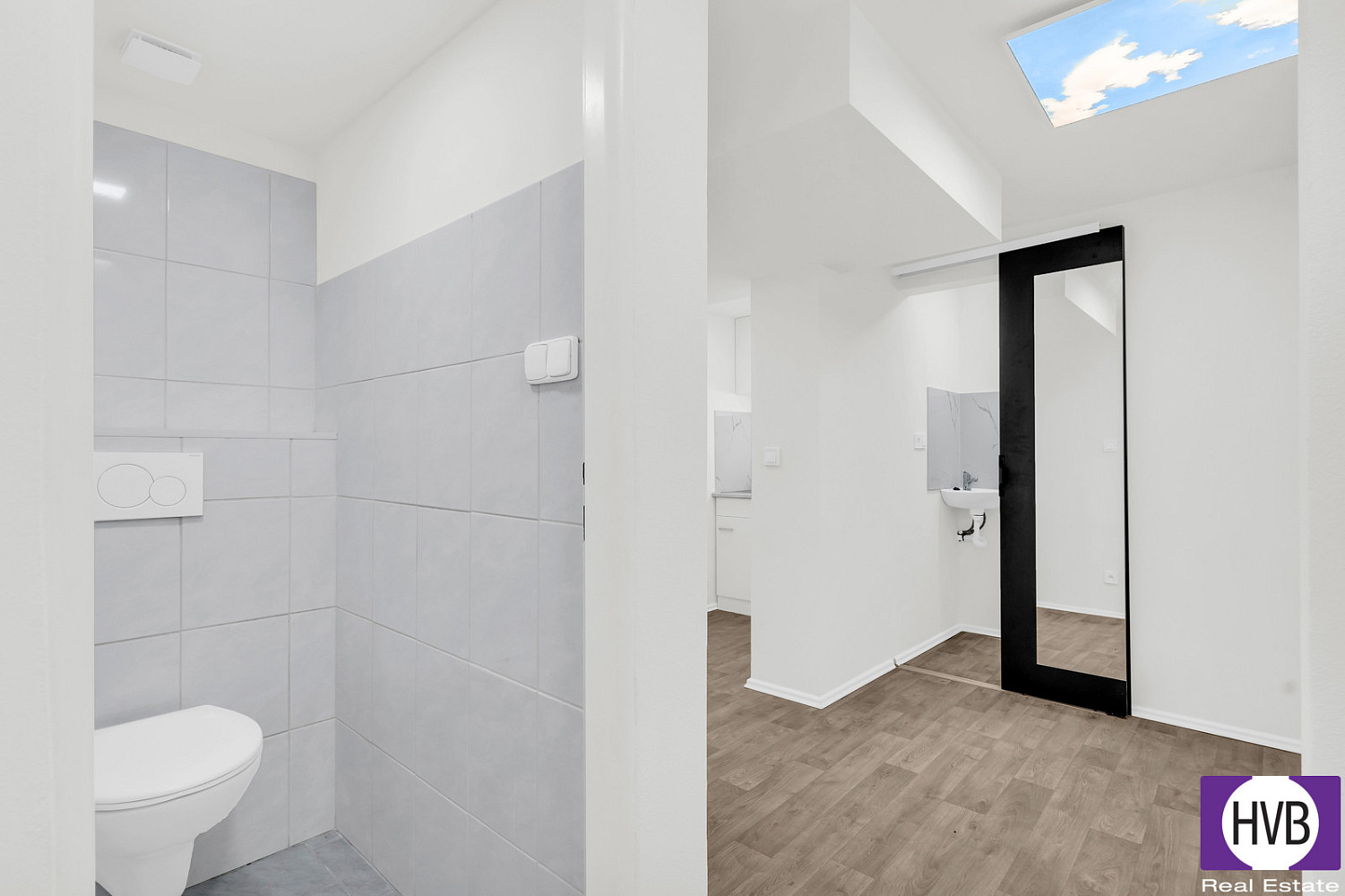 Prodej bytu 1+kk 14 m² — photo 2