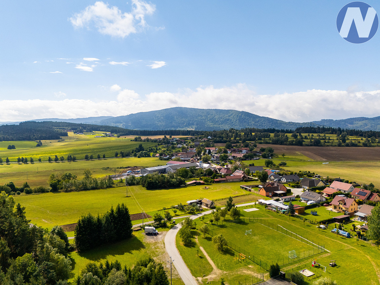 Prodej stavebního pozemku 6 841 m² – další