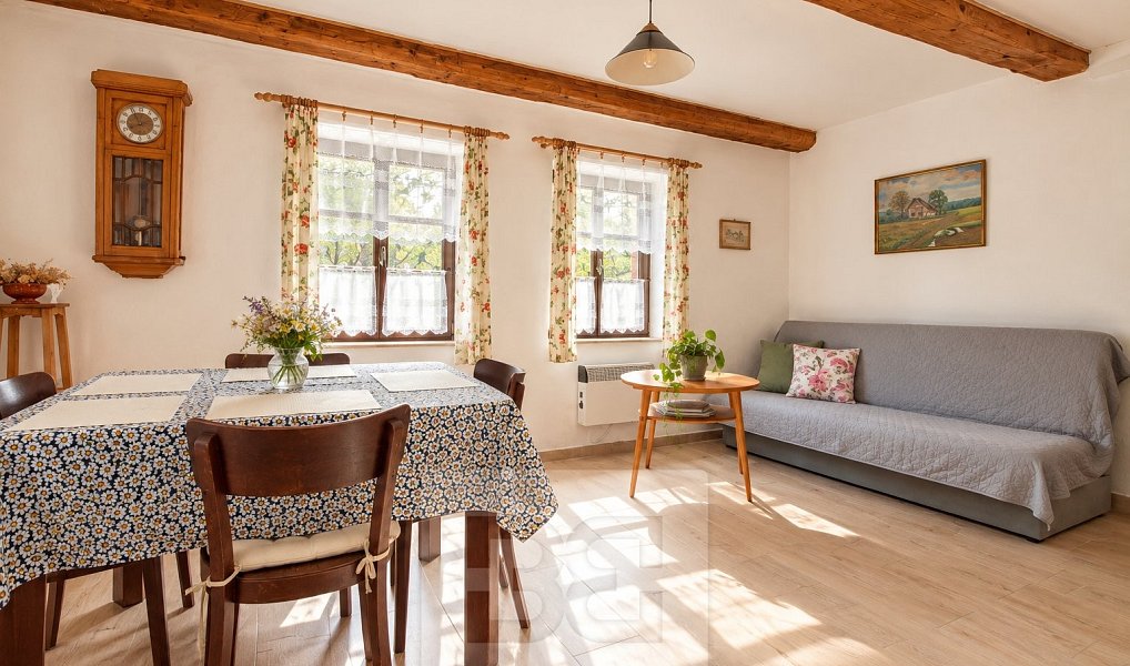 Pronájem domu 107 m² s pozemkem 693 m², Uhlířské Janovice – náhled fotky 6