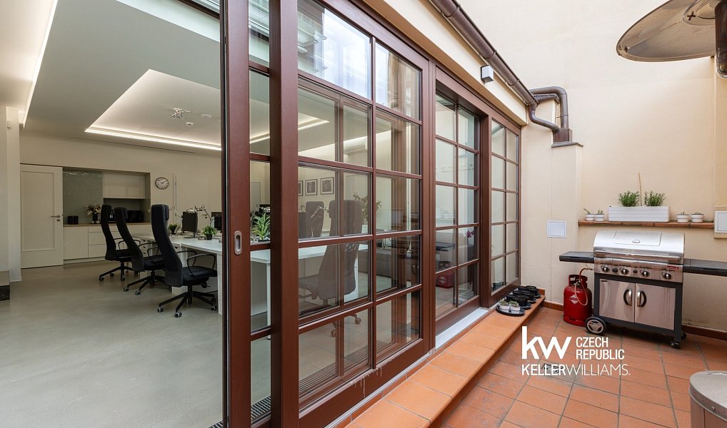 Prodej obchodních prostor 204 m², Praha – náhled fotky 30