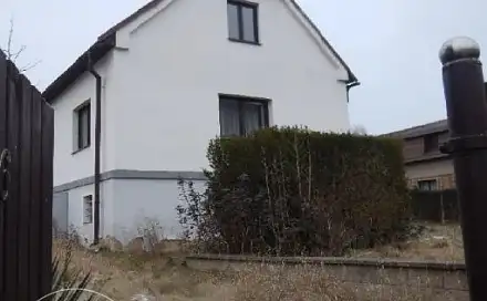 Dražba domu 79 m² s pozemkem 655 m², Nižbor - Žloukovice, okres Beroun