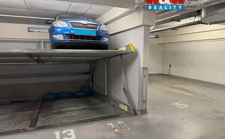 Prodej garážového stání, 16 m2, Praha, ul. Pod Nouzovem, Pod Nouzovem, Praha 9 - Kbely