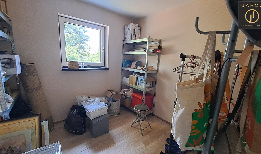 Prodej domu 350 m² s pozemkem 1 037 m², Karlovy Vary – náhled fotky 35