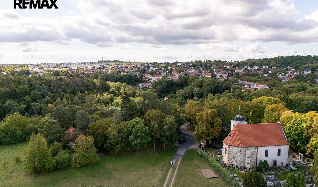 Prodej domu 520 m² s pozemkem 764 m², Roztoky – náhled fotky 47