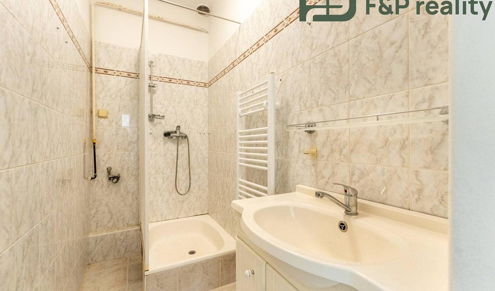 Pronájem domu 102 m² s pozemkem 251 m², Praha – náhled fotky 3
