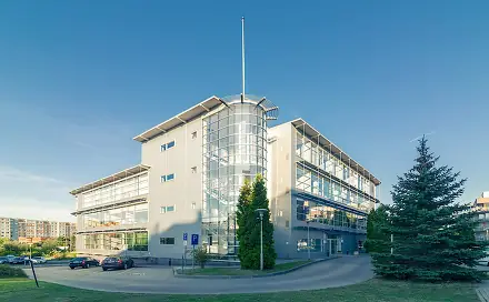 Pronájem kanceláře 235 m², Ořech