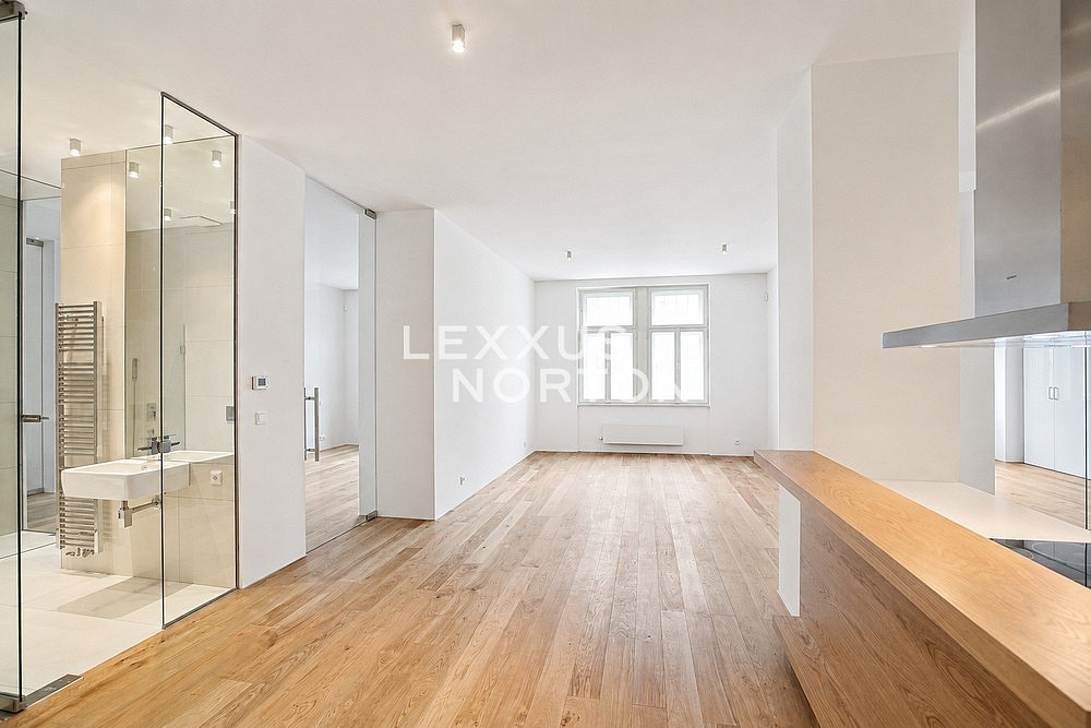 Pronájem bytu 3+kk 109 m² – fotografie 3