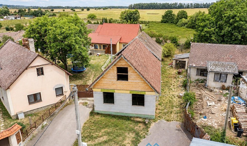 Prodej domu 200 m² s pozemkem 463 m², Vracovice – náhled fotky 17