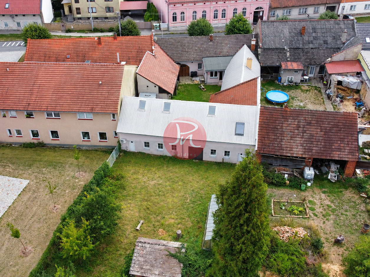 Prodej kanceláře 340 m²