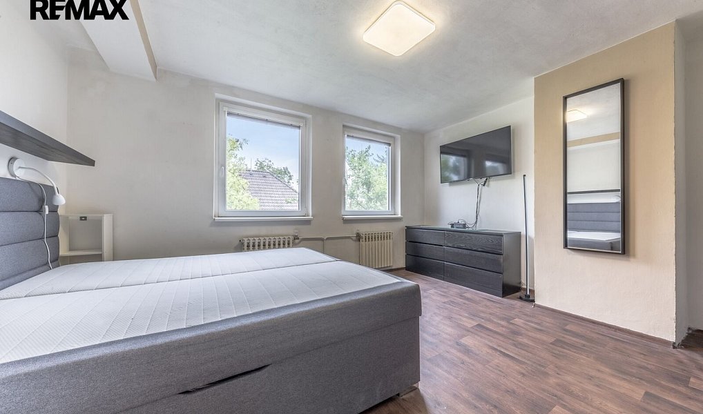 Prodej domu 189 m² s pozemkem 647 m², Praha – náhled fotky 4