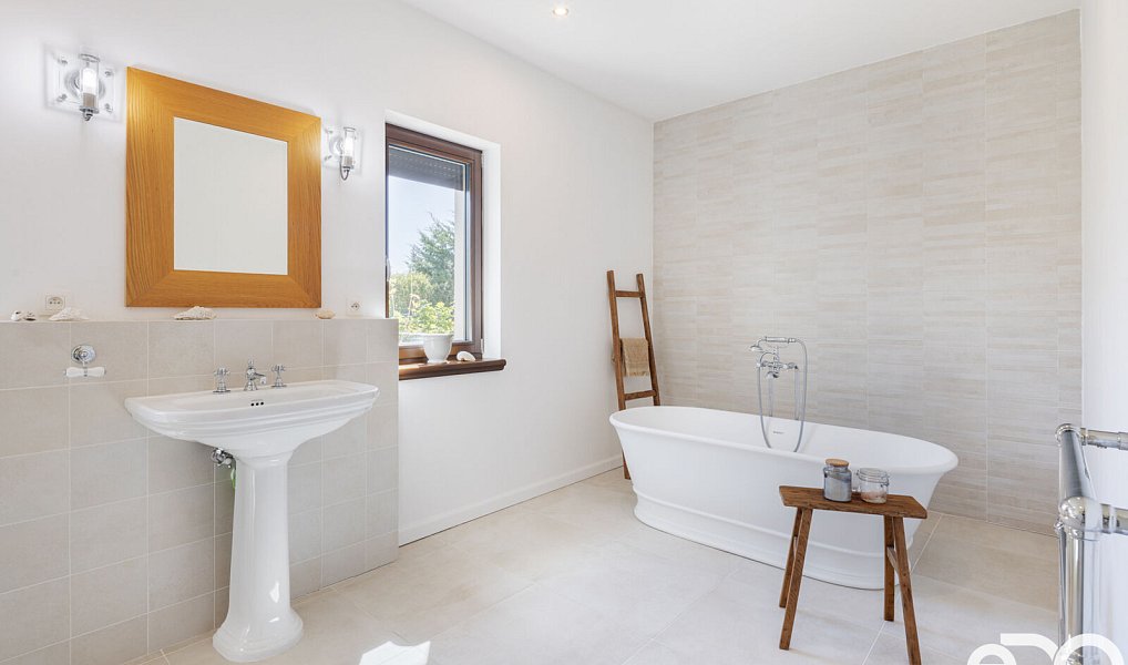 Prodej domu 219 m² s pozemkem 1 721 m², Trnová – náhled fotky 14