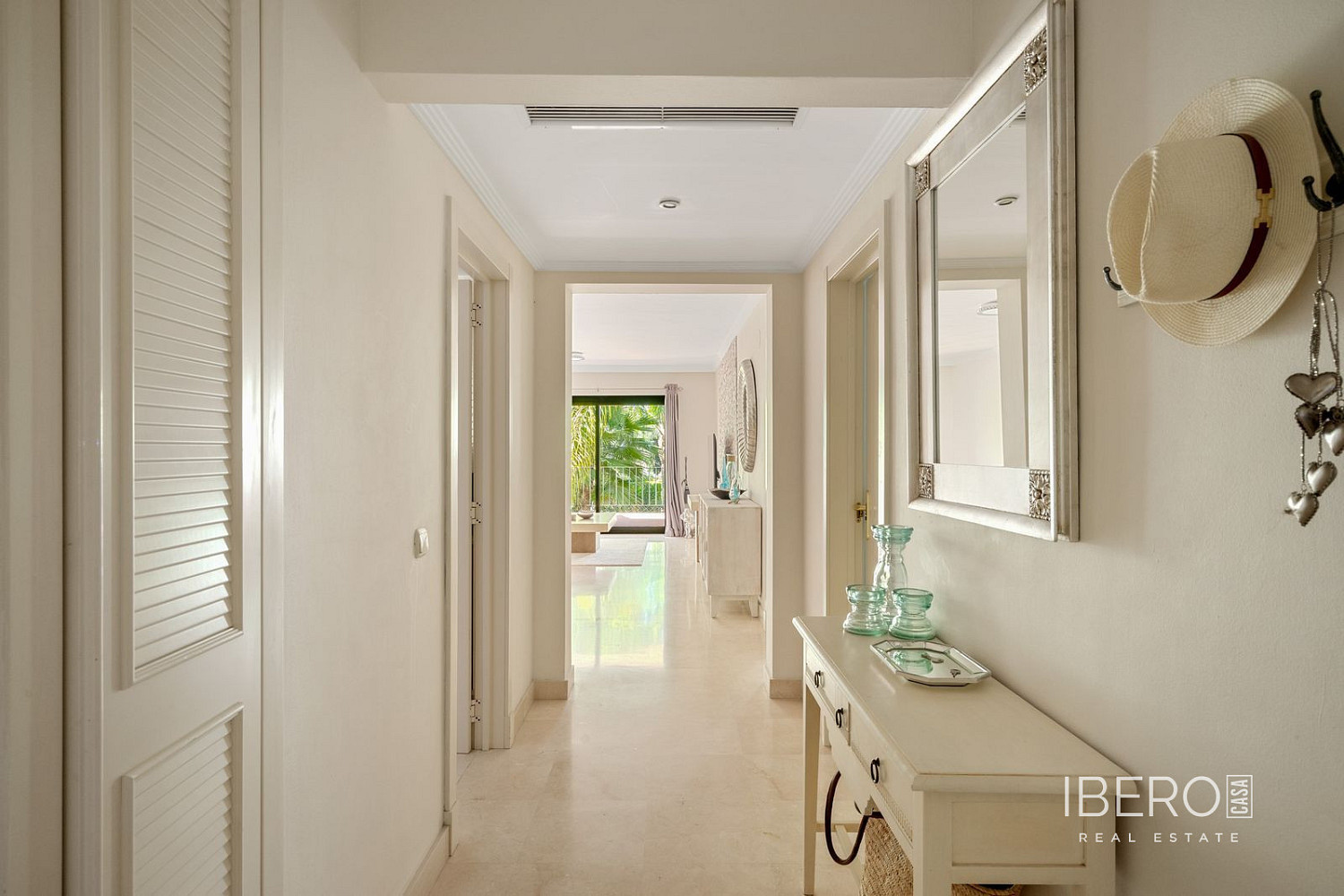 Piso 4+kk – Marbella, Nueva Andalucía - Vista 2