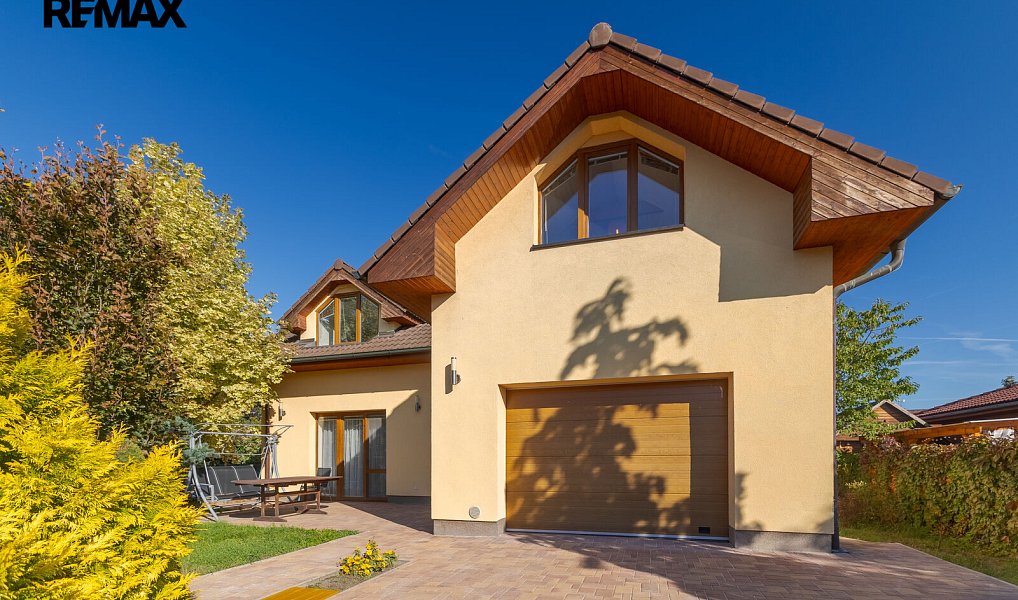 Prodej rodinného domu, 187 m², Dolínek - Praha-východ, Odolena Voda