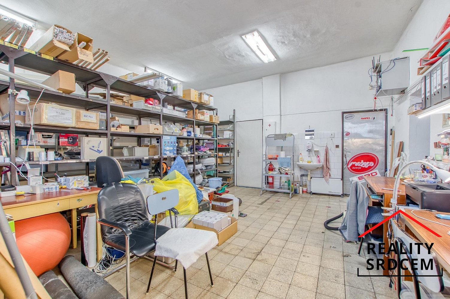 Prodej komerčního objektu (jiného typu) 600 m² – fotografie 3