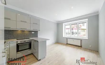 Pronájem bytu 2+kk 40 m²
