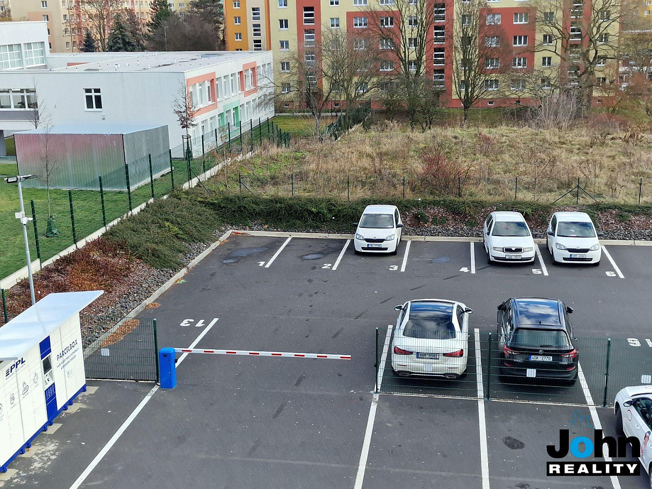 Pronájem parkovacího stání v Mostě, ul. Tyršova – fotografie 4