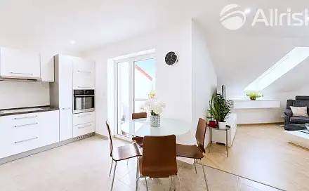 Prodej bytu 3+kk 88 m², Kpt. Jaroše, Břeclav