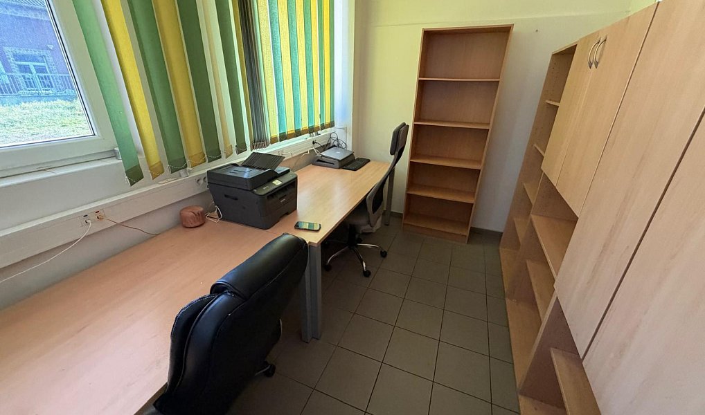 Pronájem kanceláře 167 m², Most – náhled fotky 5