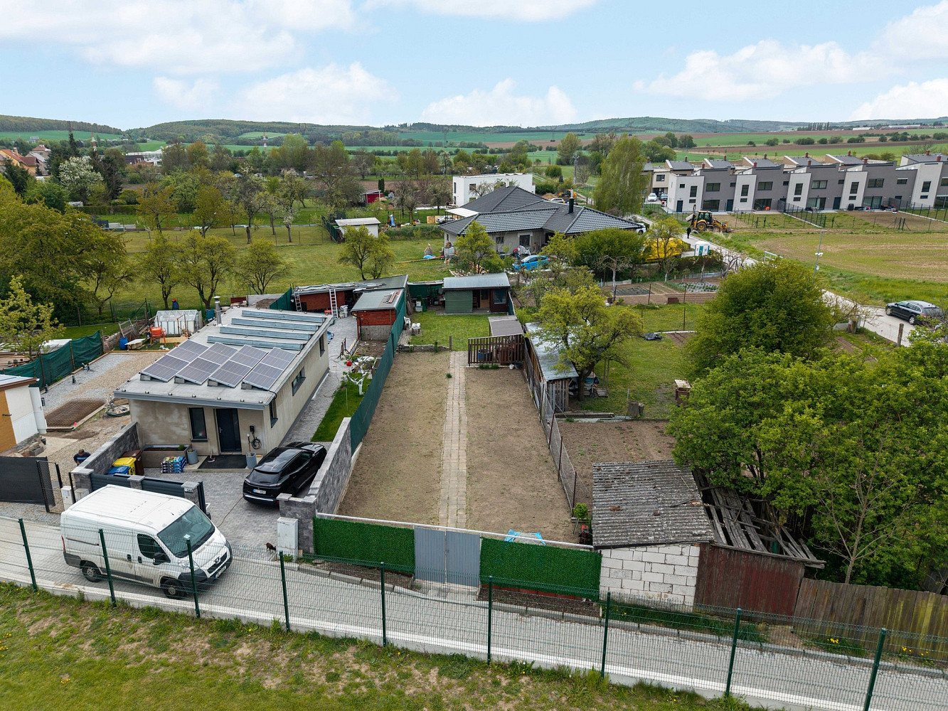 Prodej stavebního pozemku 377 m², Ostrovačice – pohled 2