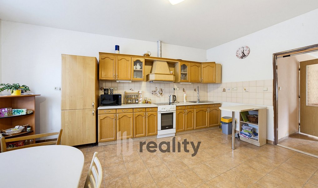 Prodej domu 113 m² s pozemkem 2 538 m², Koryčany – náhled fotky 8