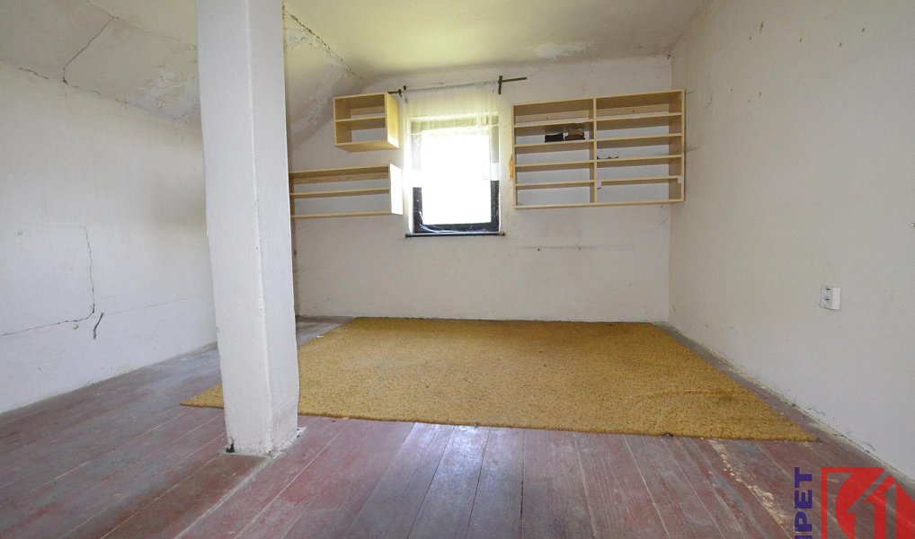 Prodej domu 180 m² s pozemkem 4 759 m², Vlčice – náhled fotky 16