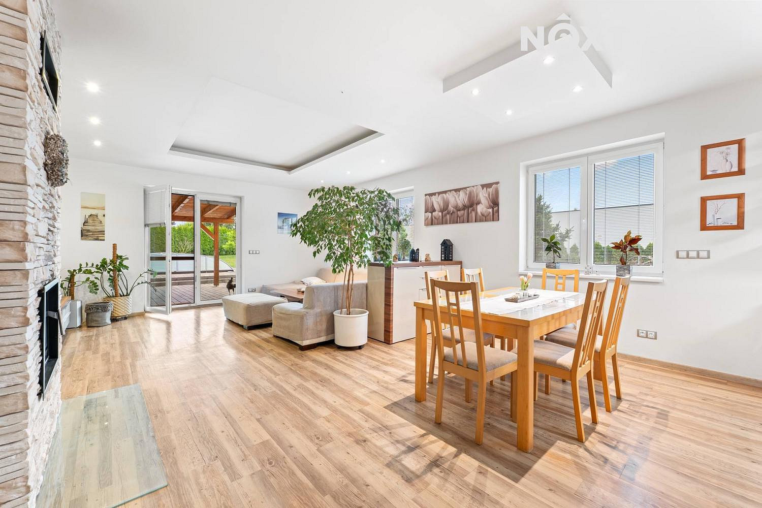 Prodej domu 240 m² s pozemkem 1 335 m² – fotografie 3