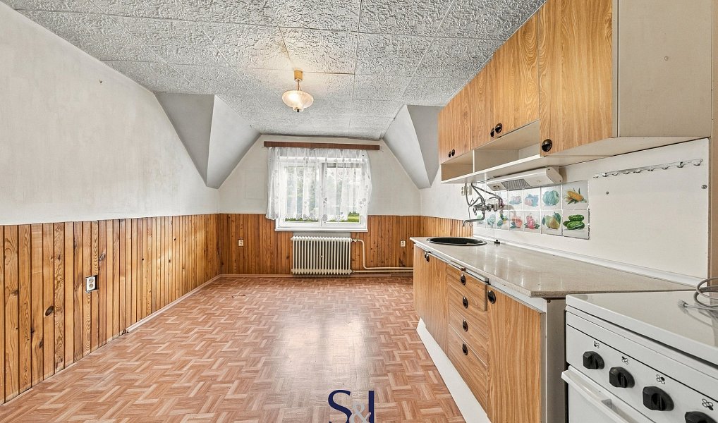 Prodej domu 233 m² s pozemkem 447 m², Dobkovice – náhled fotky 32