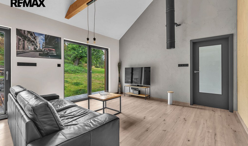 Prodej domu 114 m² s pozemkem 3 225 m², Chlum – náhled fotky 34