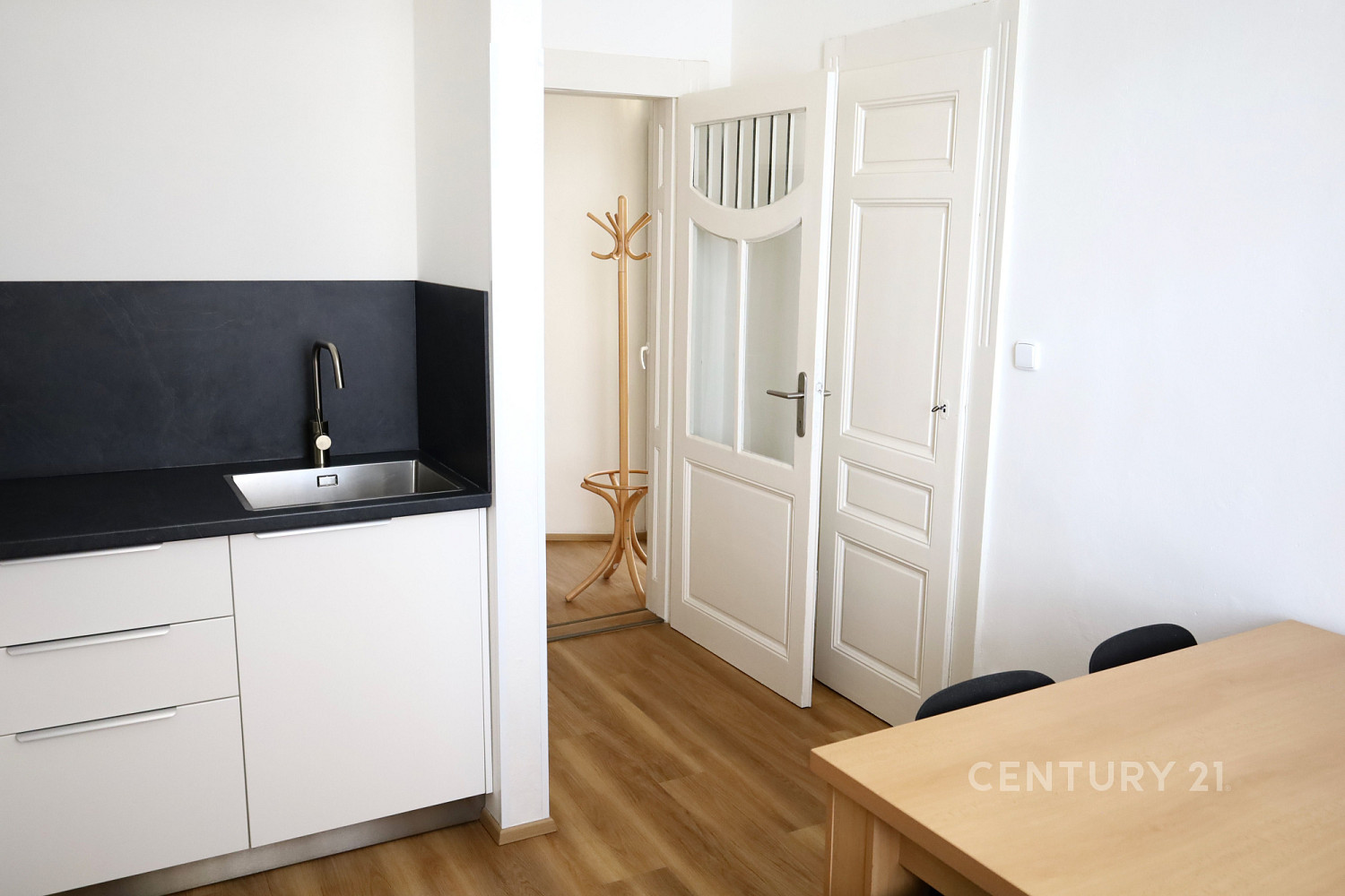 Pronájem bytu 2+1 78 m² – fotografie 5