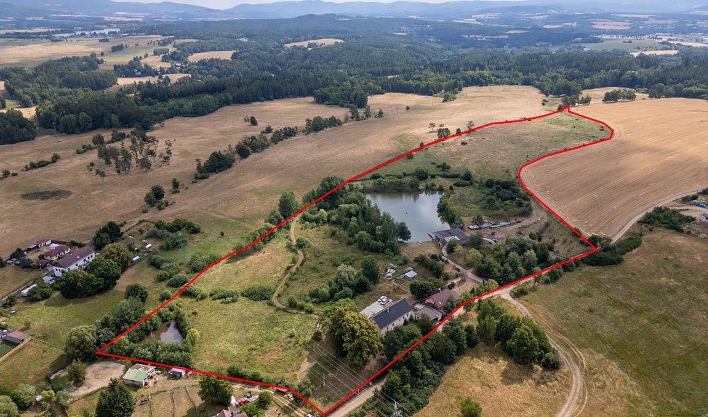 Prodej zemědělského objektu 900 m², Nová Role – fotka 1 z 16