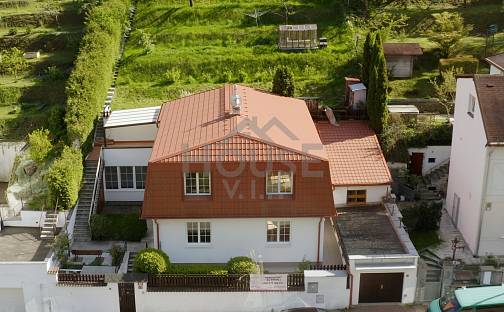 Prodej domu 204 m² s pozemkem 920 m², Lysolajské údolí, Praha 6 - Lysolaje