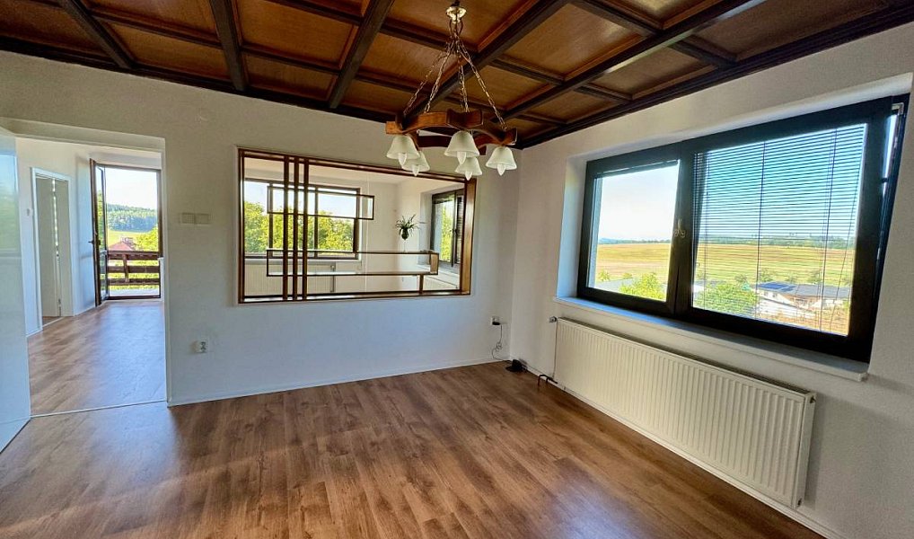 Prodej domu 214 m² s pozemkem 1 172 m², Řehenice – náhled fotky 14