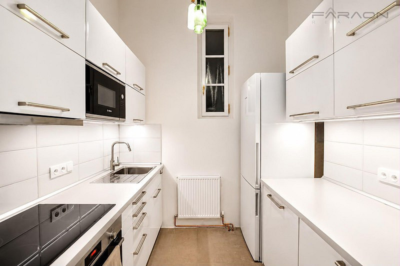 Pronájem bytu 1+kk 33 m²