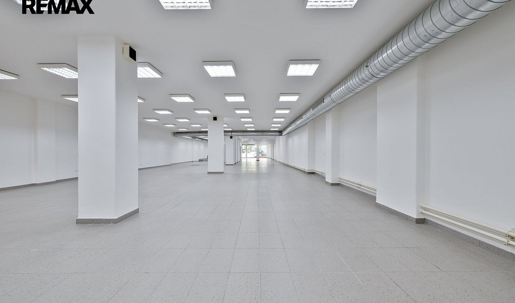 Pronájem obchodních prostor 529 m², Tábor – náhled fotky 4