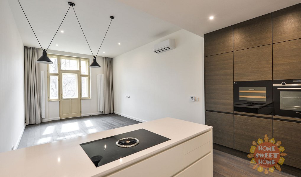 Pronájem bytu 3+kk 95 m², Praha – fotka 1 z 25