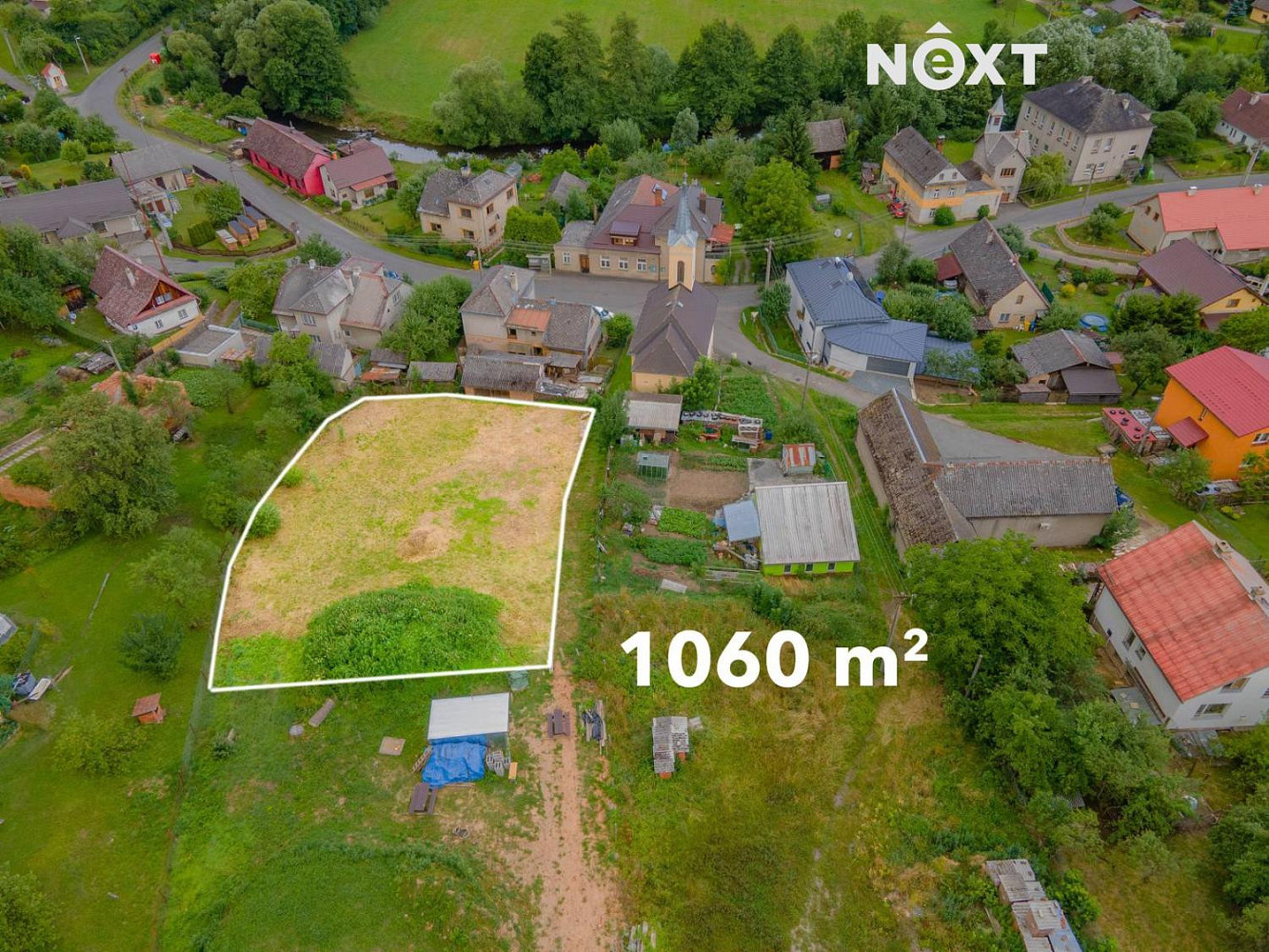 Prodej stavebního pozemku 1 060 m²