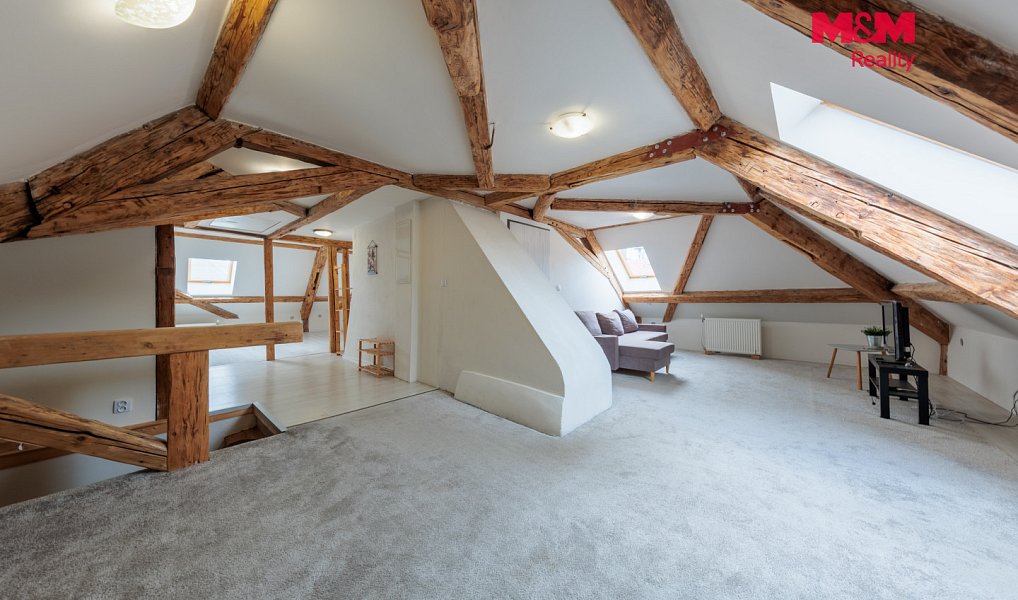 Prodej nájemního domu, činžáku 327 m², Hroznětín – náhled fotky 25