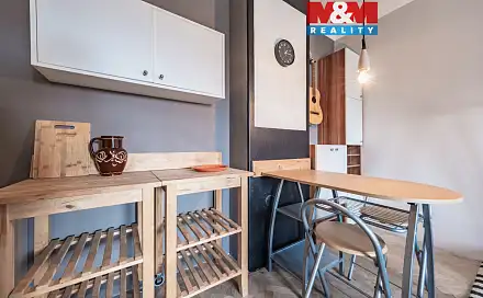 Prodej bytu 1+kk 29 m², Sluneční, Kolín - Kolín II