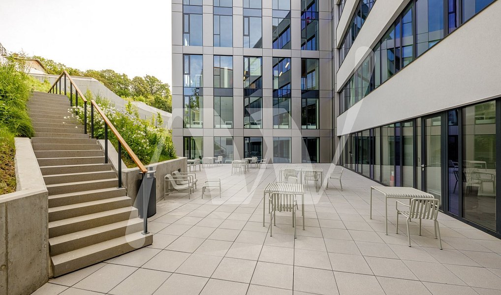 Pronájem kanceláře 1 494 m², Praha – náhled fotky 4