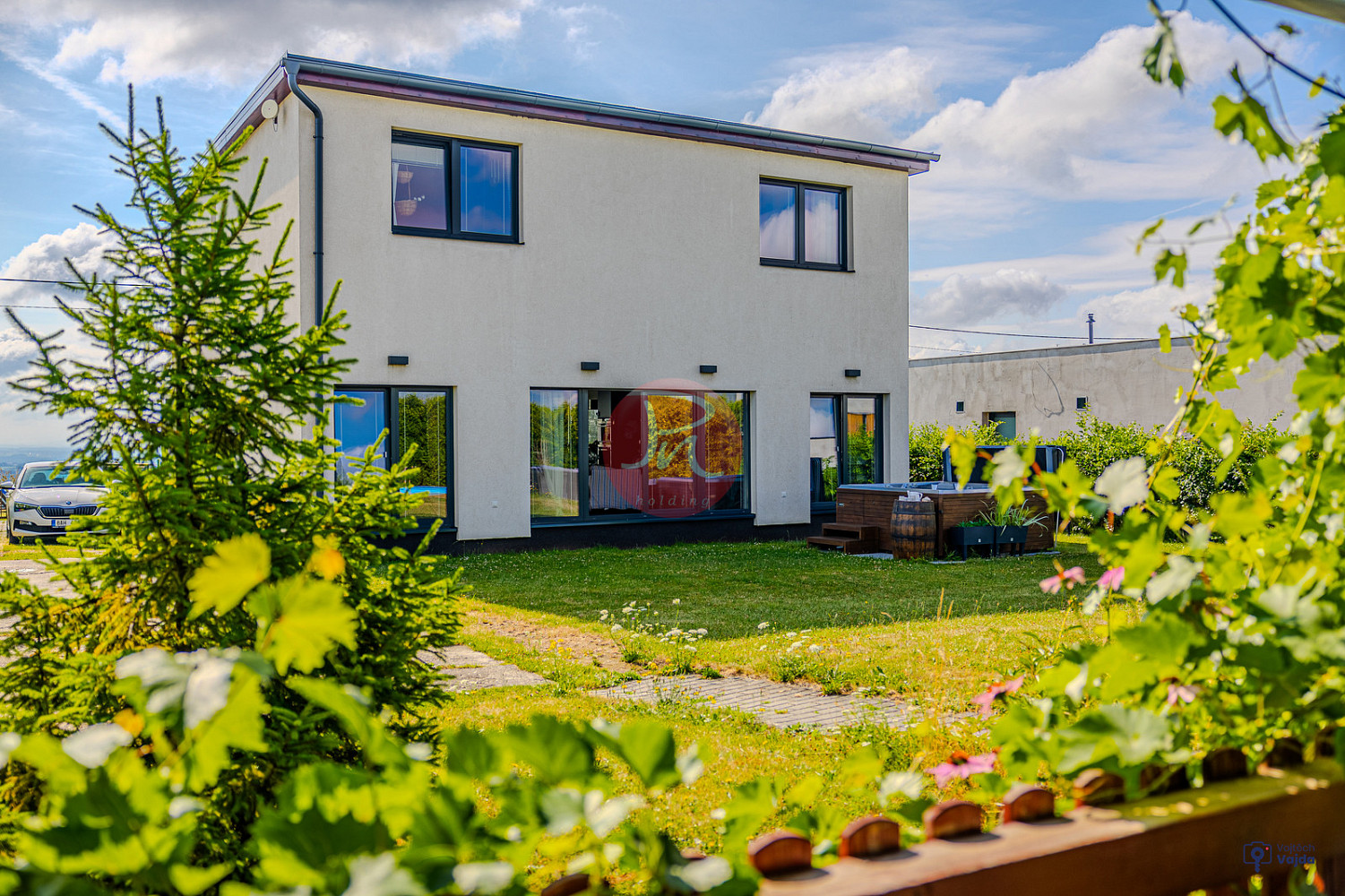 Prodej domu 208 m² s pozemkem 802 m²